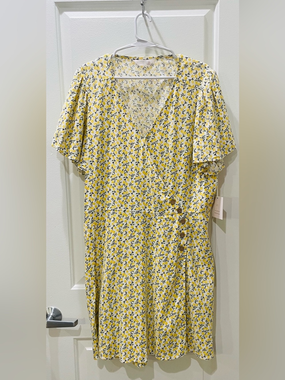 NEW…Lc Lauren Conrad Lemon Floral Button Wrap Dress - Picture 4 of 6